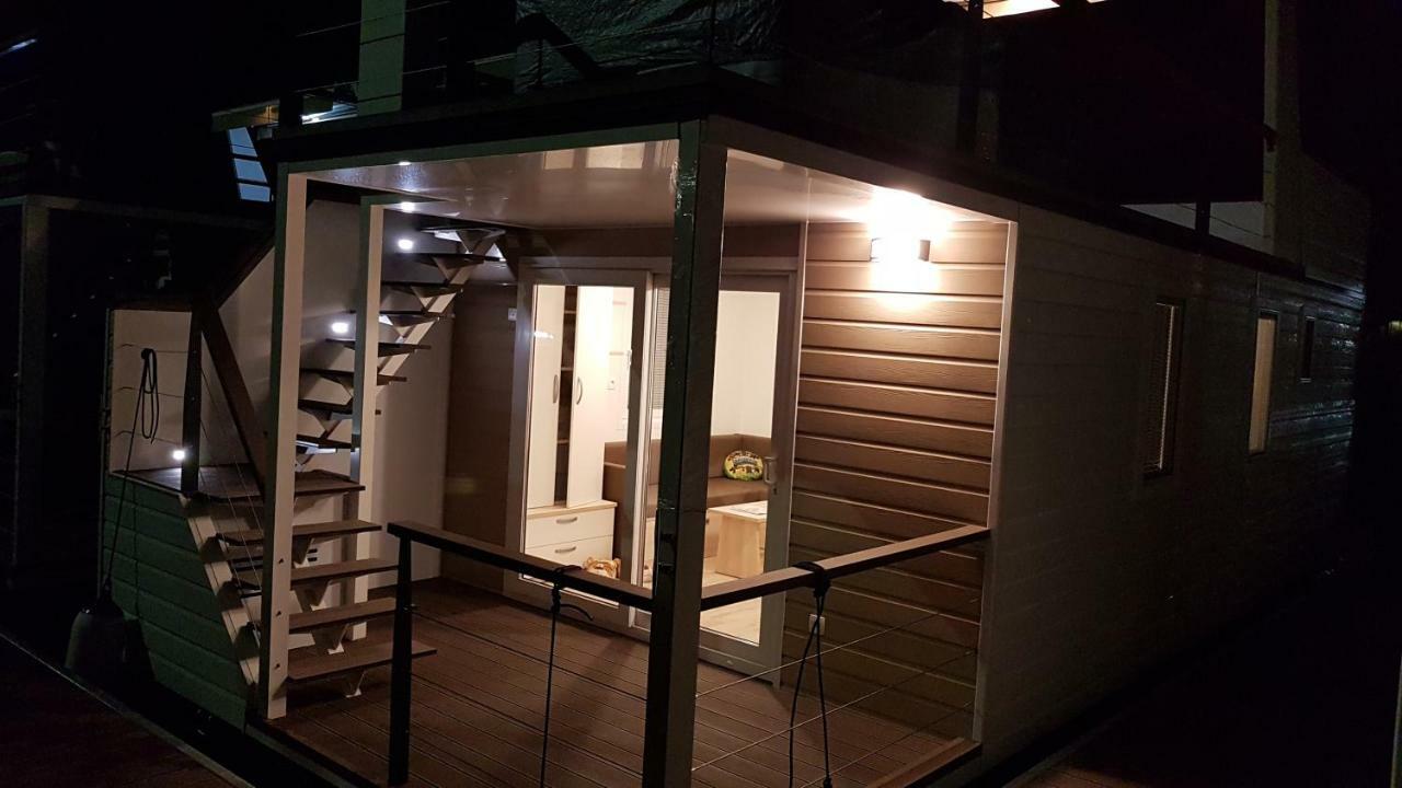 Hotel Floating Sea House Portorose Exterior foto